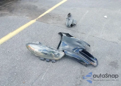 2014 Dodge Dart Sxt z USA, uszkodzony, nr VIN 1C3CDFBB3ED748152